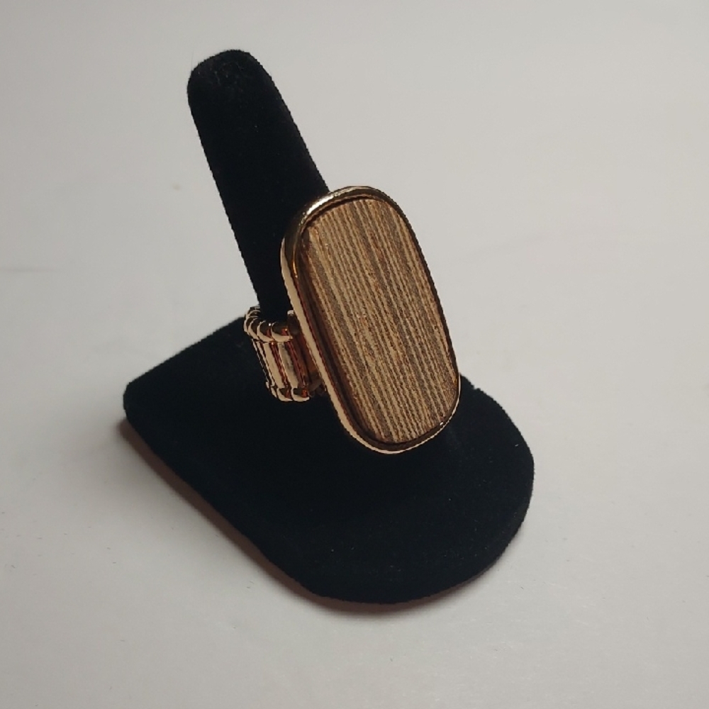 Gold Tone Ring With Wood Accents Natural Boho Stretchy Band Elastic Ring Band
